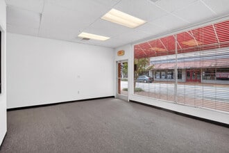 126 N Main St, Warrenton, NC à louer Photo intérieure– Image 2 sur 36