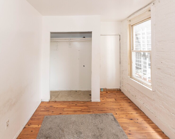 328 N Paca St, Baltimore, MD à vendre - Photo de l’immeuble – Image 3 sur 39