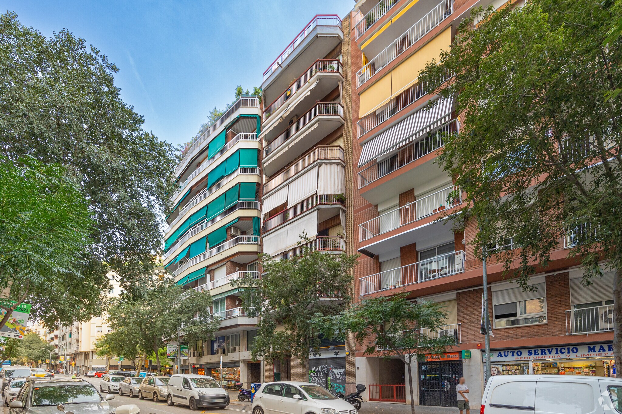 Local commercial dans Barcelone, Barcelona à louer Photo principale– Image 1 sur 3