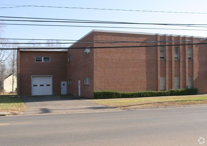 261 Kensington Rd, Berlin, CT à louer - Photo de l’immeuble – Image 2 sur 6