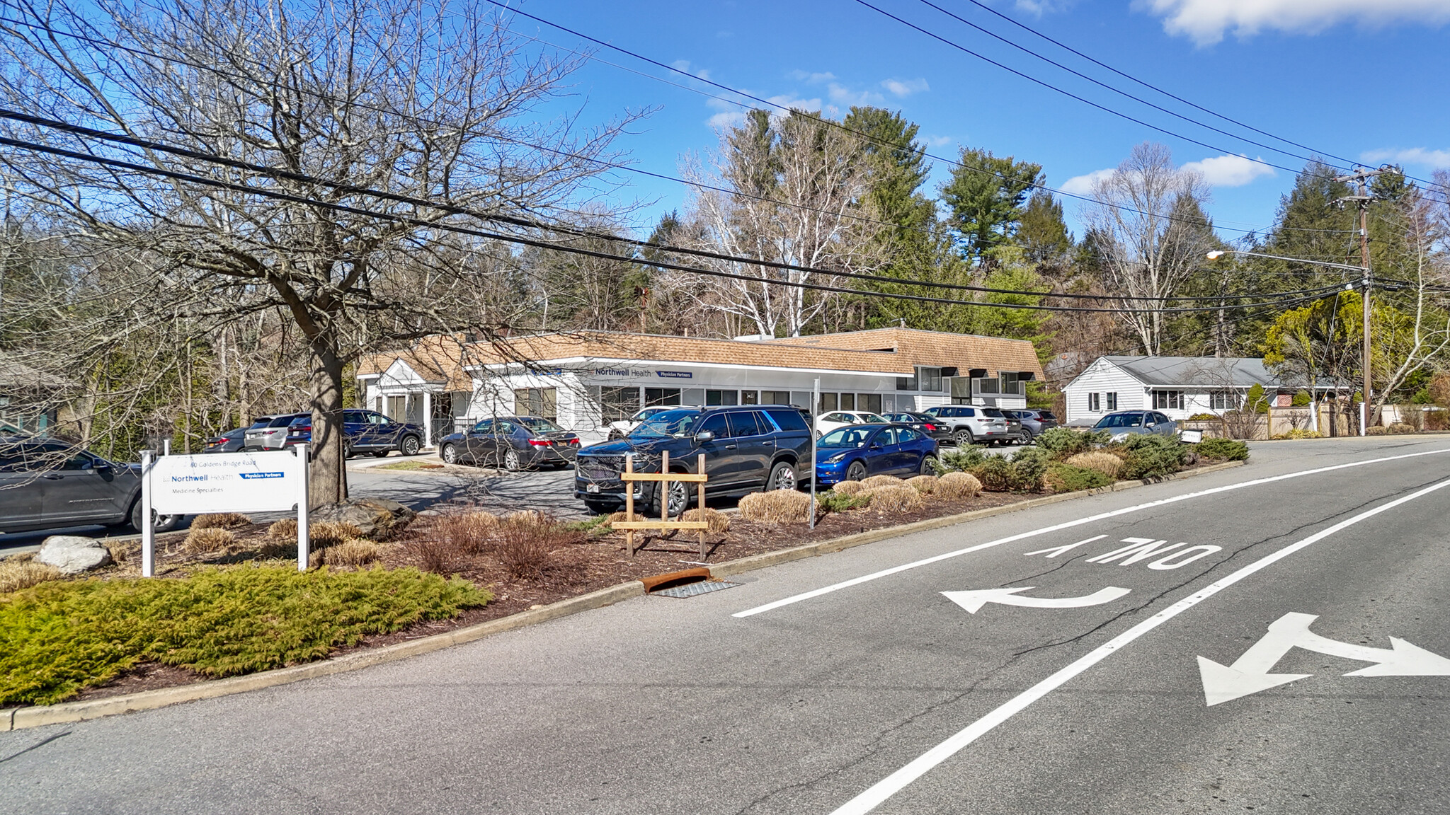 60 Goldens Bridge Rd, Katonah, NY à louer Photo de l’immeuble– Image 1 sur 32