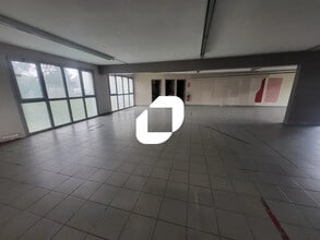 Local commercial dans Houilles à louer Photo intérieure– Image 2 sur 5