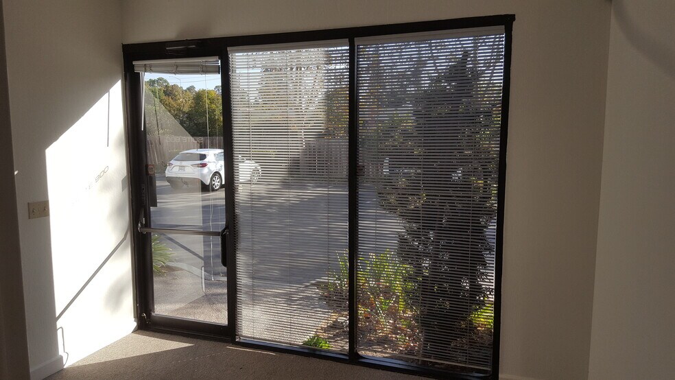 958 San Leandro Ave, Mountain View, CA à louer - Photo de l’immeuble – Image 3 sur 13