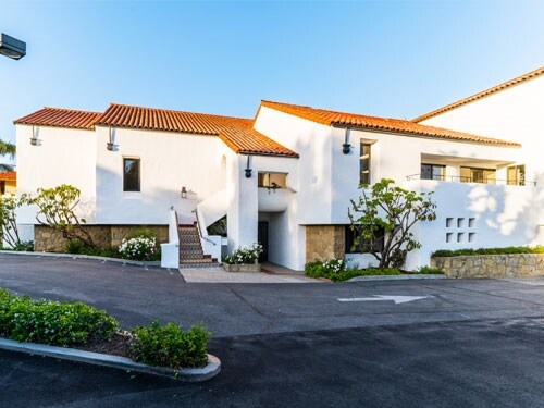 222 E Canon Perdido St, Santa Barbara, CA à louer Photo de l’immeuble– Image 1 sur 22