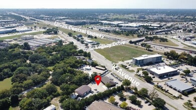 6812 Avenue K, Plano, TX à louer Photo intérieure– Image 1 sur 54