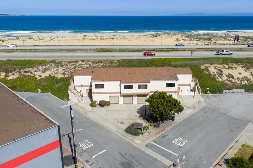 1801 Catalina St, Seaside, CA à vendre - Photo de l’immeuble – Image 2 sur 18
