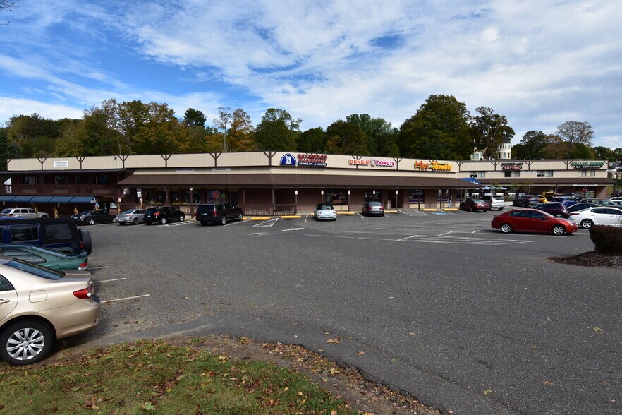 37-39 New Haven Rd, Seymour, CT à louer - Photo de l’immeuble – Image 3 sur 4