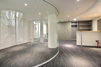 70 Boulevard De Courcelles, Paris à louer Photo de l’immeuble– Image 1 sur 15