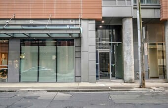 8 Mercer St, Toronto, ON à louer Photo de l’immeuble– Image 2 sur 10