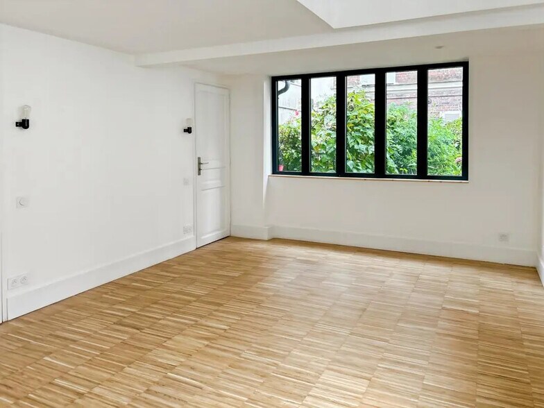 Bureau dans Paris à louer - Photo de l’immeuble – Image 1 sur 14