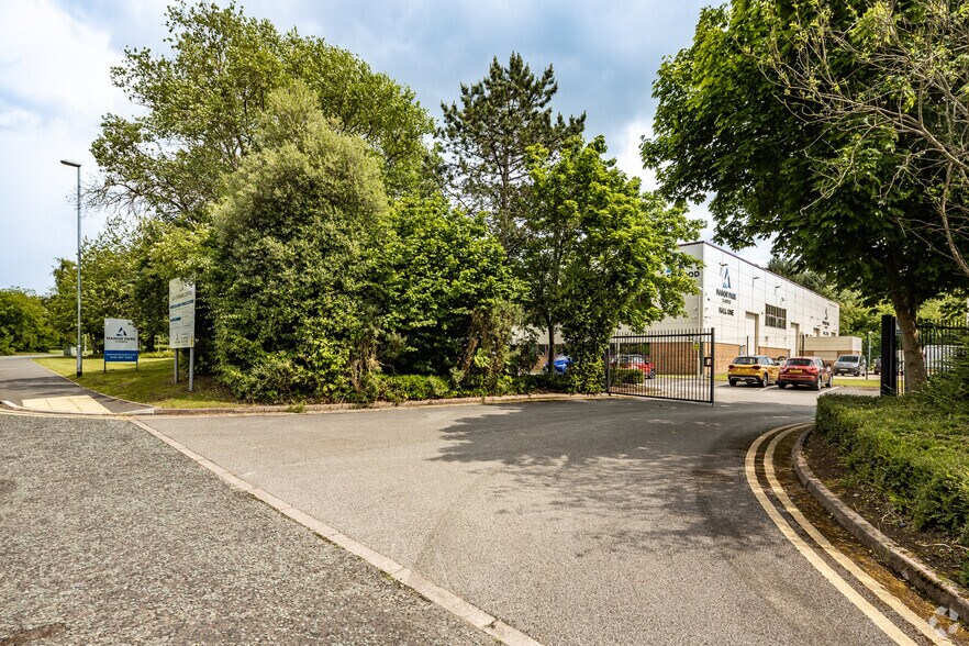 Tudor Rd, Runcorn à louer - Photo de l’immeuble – Image 3 sur 6
