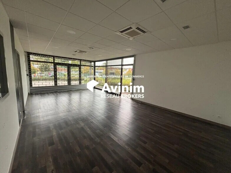 Local commercial dans Rioz à vendre - Photo intérieure – Image 2 sur 8