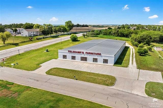 101 E Lafayette Ave, Abilene, KS à vendre - Photo de l’immeuble – Image 2 sur 16
