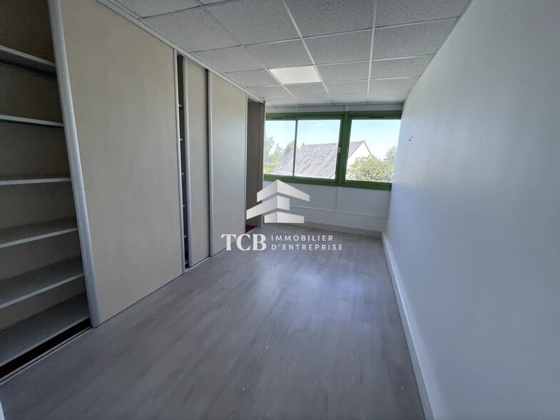 Bureau dans Carquefou à louer - Photo de l’immeuble – Image 2 sur 5