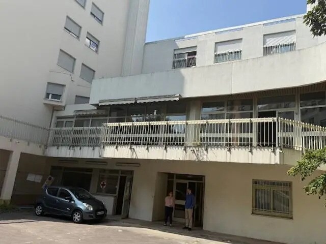 Local commercial dans Paris à louer Photo de l’immeuble– Image 1 sur 19