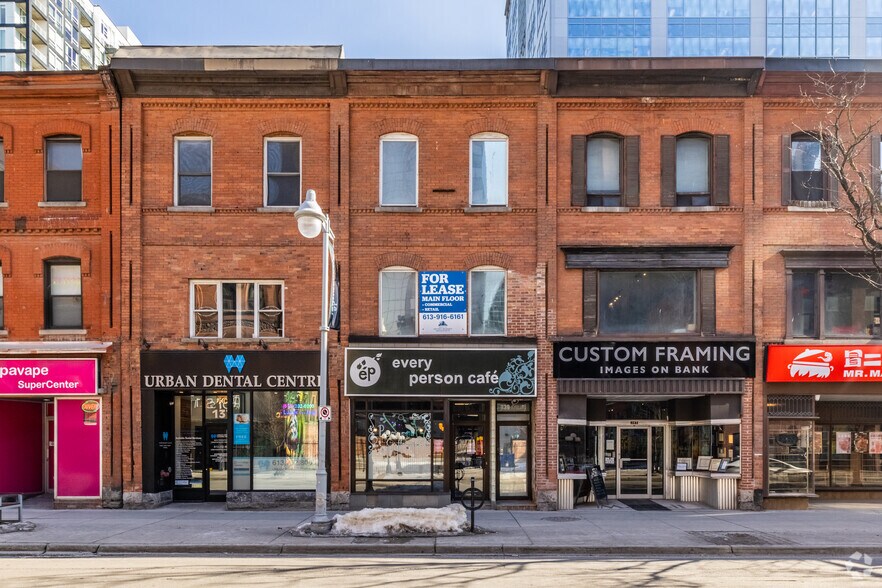 135-147 Bank St, Ottawa, ON à louer - Photo de l’immeuble – Image 2 sur 2