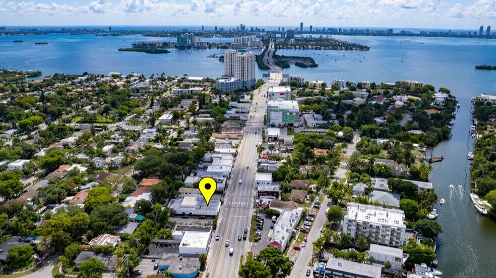 859-863 NE 79th St, Miami, FL à louer - Photo de l’immeuble – Image 1 sur 8
