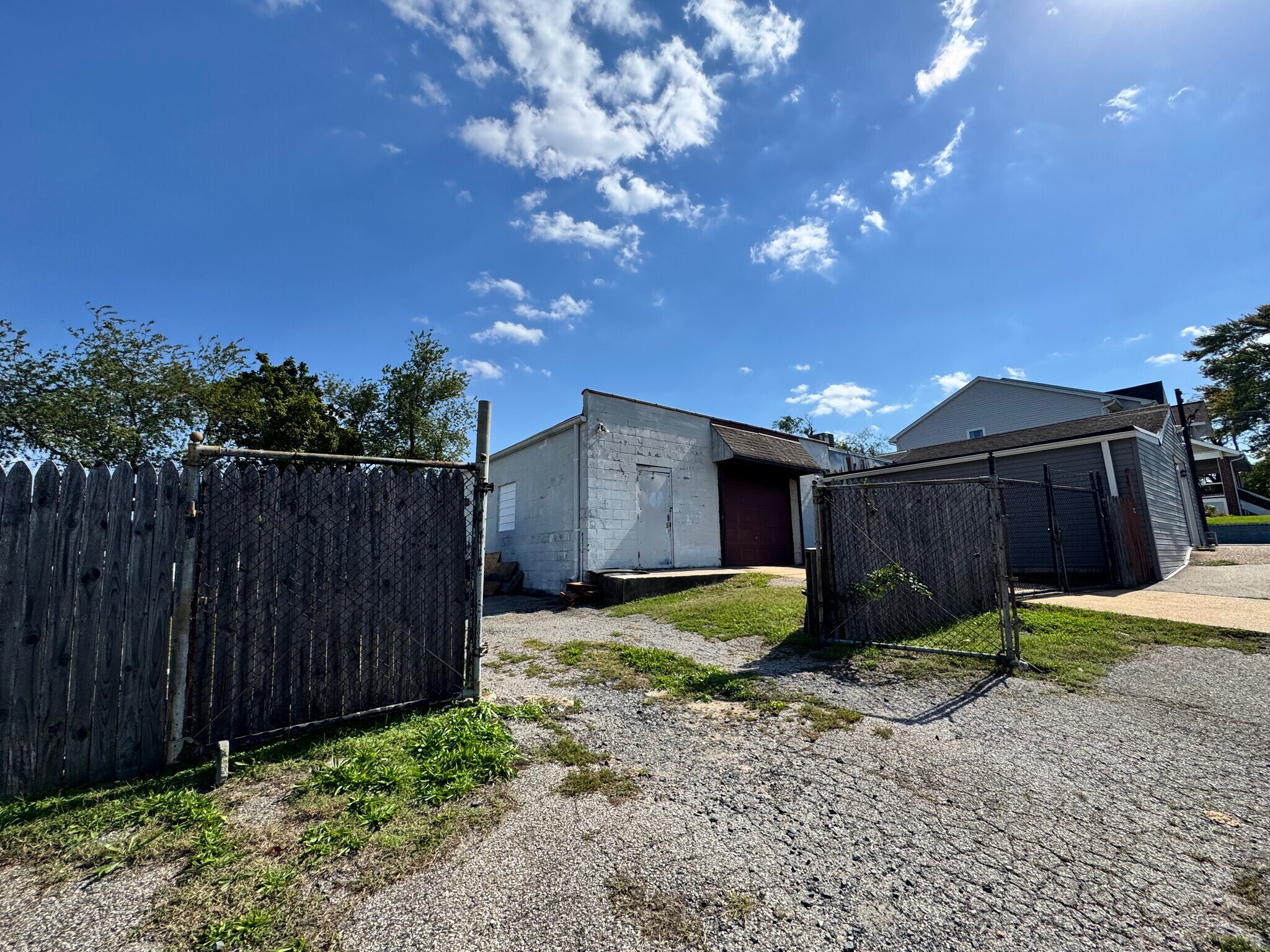 5511 Magie St, Brooklyn Park, MD à vendre Photo principale– Image 1 sur 1