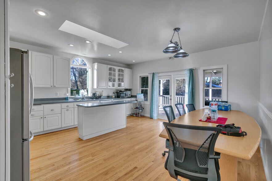 10709 Woodland Ave E, Puyallup, WA à vendre - Photo de l’immeuble – Image 2 sur 23