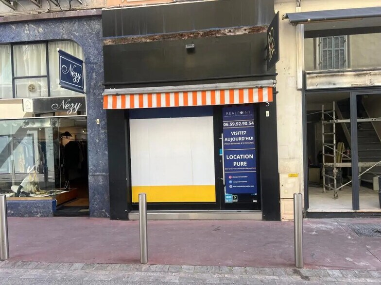 5 Rue Tony Allard, Cannes à louer - Photo de l’immeuble – Image 2 sur 8