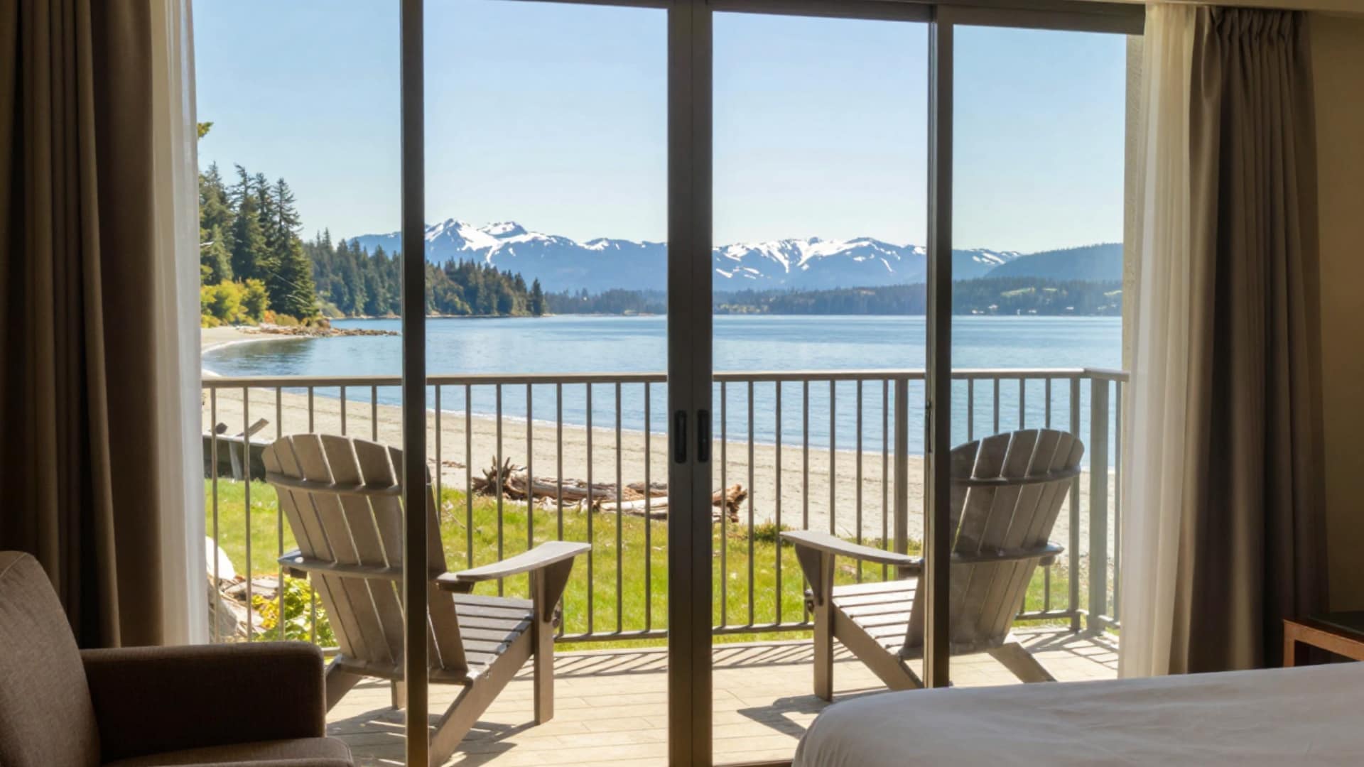 310 Island Hwy W, Parksville, BC à vendre Photo principale– Image 1 sur 2