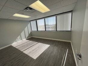 3665 Bee Ridge Rd, Sarasota, FL à louer Photo intérieure– Image 1 sur 6