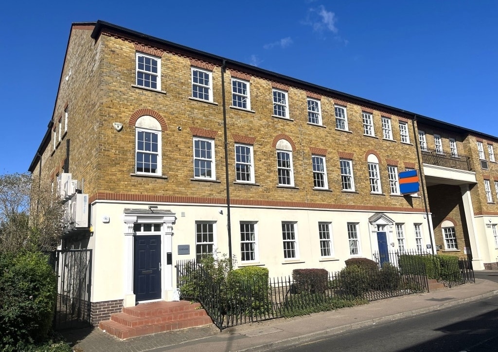 Theobald St, Borehamwood à louer Photo de l’immeuble– Image 1 sur 8