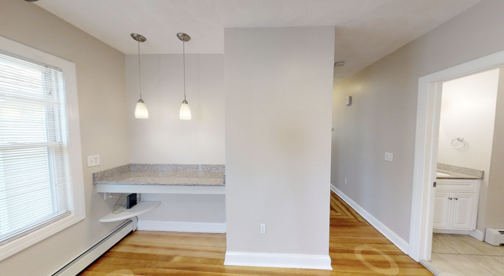 57 Pembroke Ave, Providence, RI à vendre - Photo de l’immeuble – Image 3 sur 8