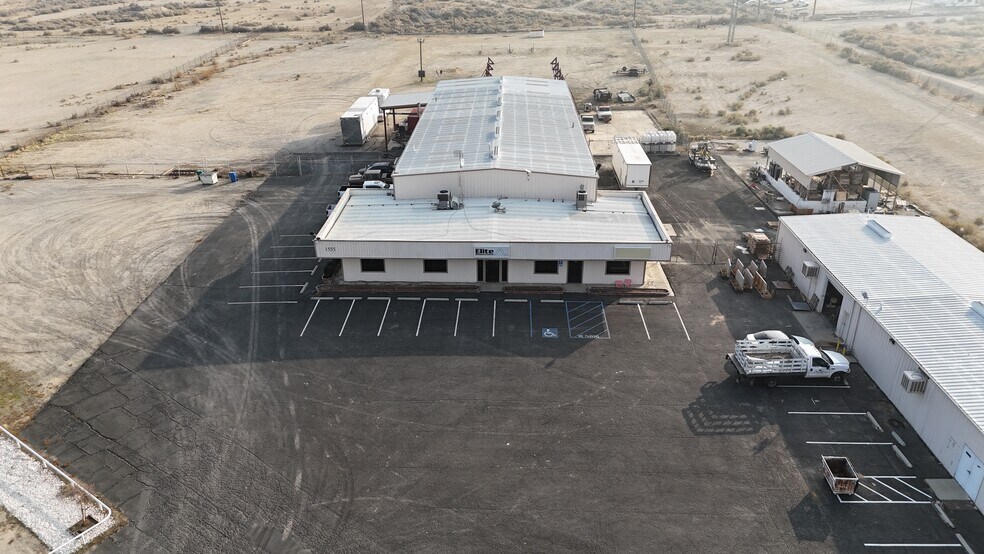 1587 Kern - Hwy 33 St, Taft, CA à vendre - Photo de l’immeuble – Image 2 sur 2