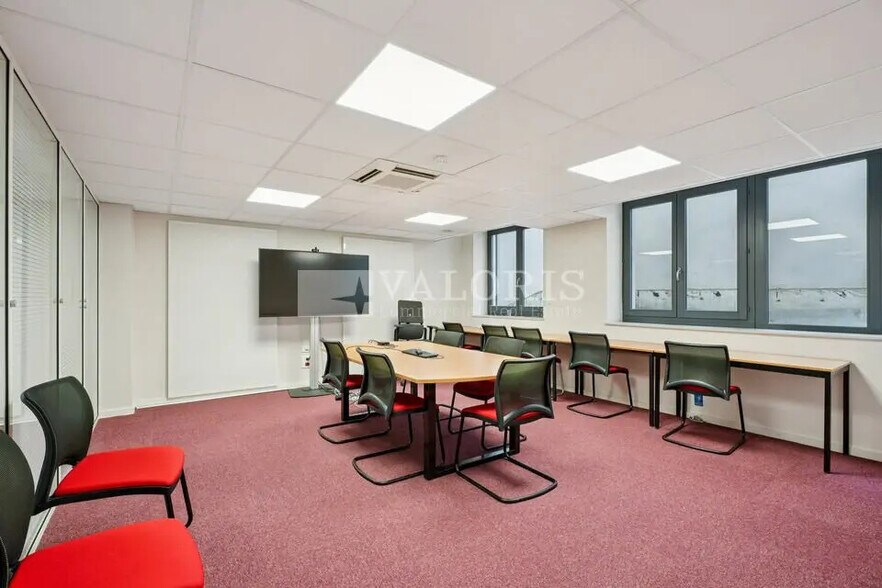 Bureau dans Lyon à vendre - Photo de l’immeuble – Image 2 sur 12
