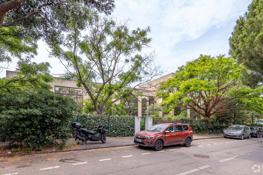 Bureau dans Marseille à vendre - Photo de l’immeuble – Image 3 sur 3