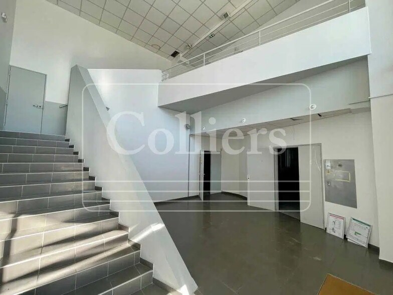 206 Bis Boulevard De Plombieres, Marseille à louer - Photo de l’immeuble – Image 2 sur 12