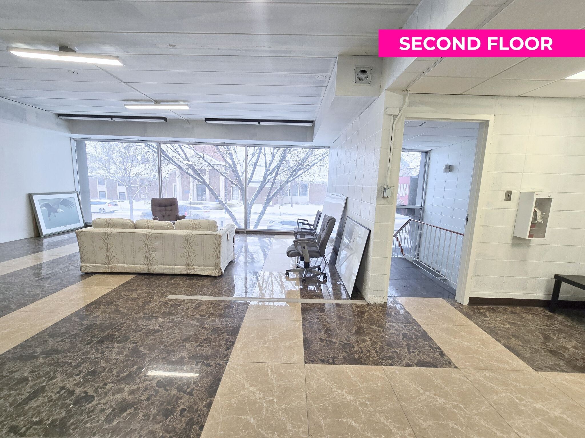 10762 82nd Ave NW, Edmonton, AB à louer Photo intérieure– Image 1 sur 3