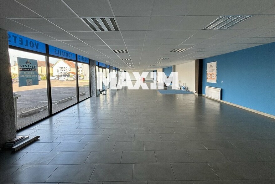 59 Avenue Roland Carraz, Chenôve à louer - Photo de l’immeuble – Image 3 sur 4