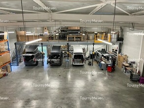 Industriel/Logistique dans LES SORINIÈRES à vendre Photo intérieure– Image 2 sur 3