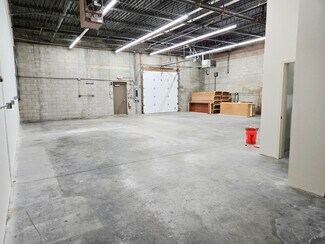 Plus de détails pour 2 Townsend West, Nashua, NH - Local d'activités à louer