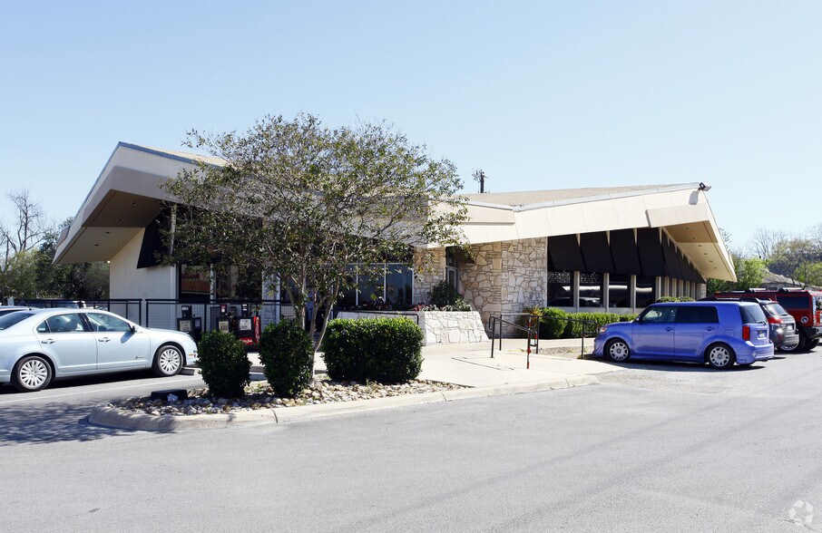 3400 San Pedro, San Antonio, 78212, San Antonio, TX à vendre - Photo principale – Image 1 sur 38