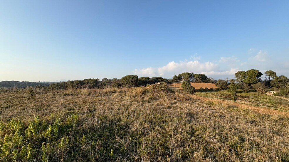 Terrain dans Cardedeu, Barcelona à vendre - Photo de l’immeuble – Image 2 sur 13