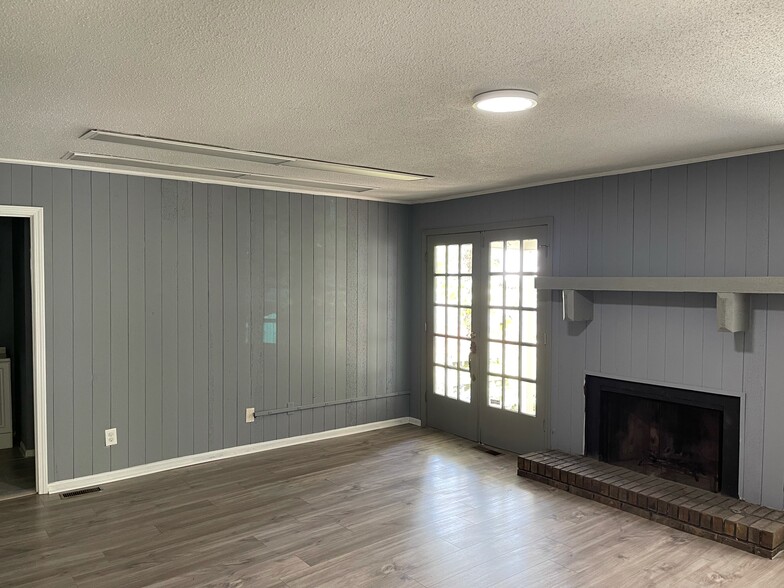 601 St Patrick Cir, Birmingham, AL à louer - Photo intérieure – Image 2 sur 6