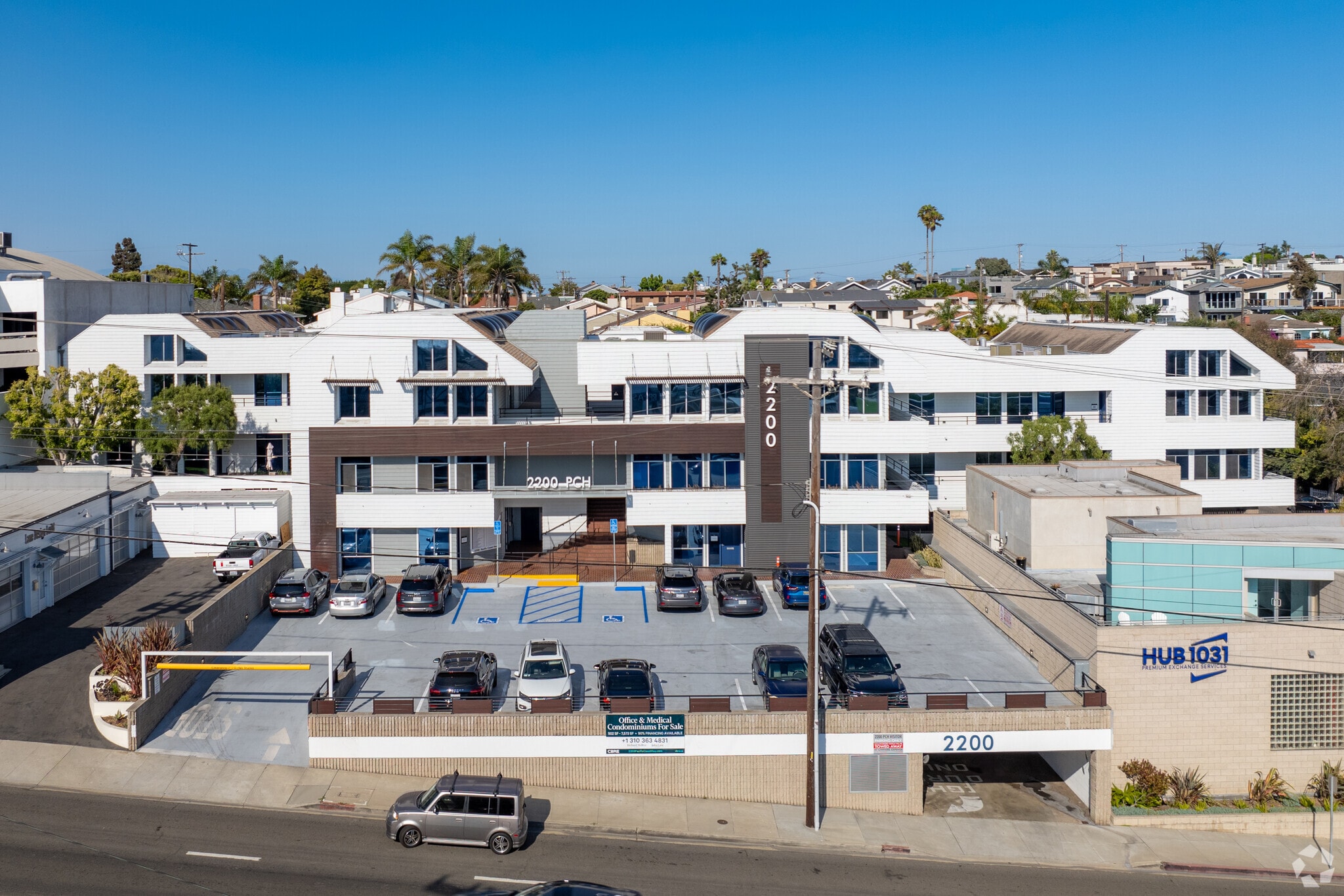 2200 Pacific Coast Hwy, Hermosa Beach, CA à vendre Photo de l’immeuble– Image 1 sur 27