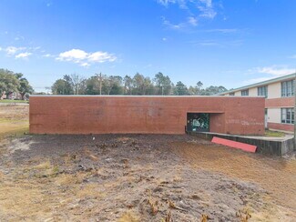 Plus de détails pour 711 N Chapin Rd, Aberdeen, NC - Local d’activités à vendre