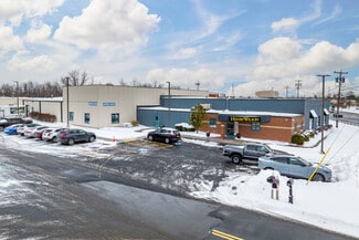 Plus de détails pour 5795 Bridge St, East Syracuse, NY - Local commercial à louer