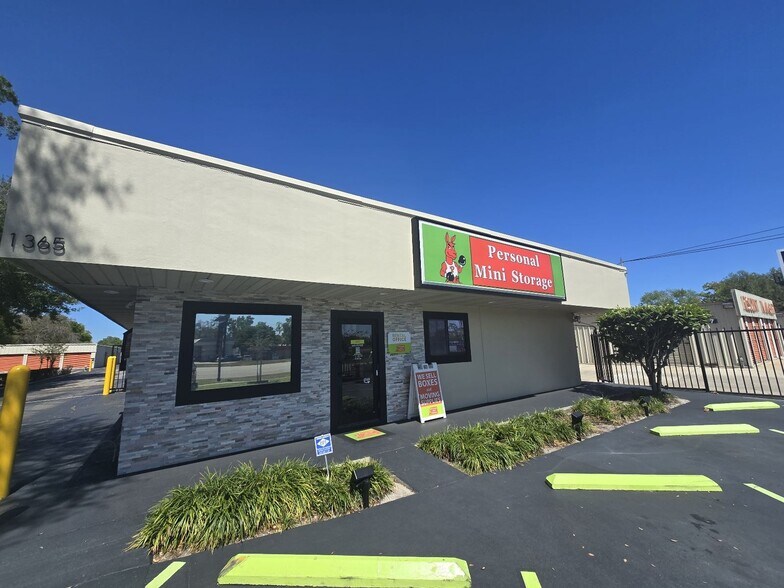 1365 E Semoran Blvd, Apopka, FL à louer - Photo de l’immeuble – Image 2 sur 3
