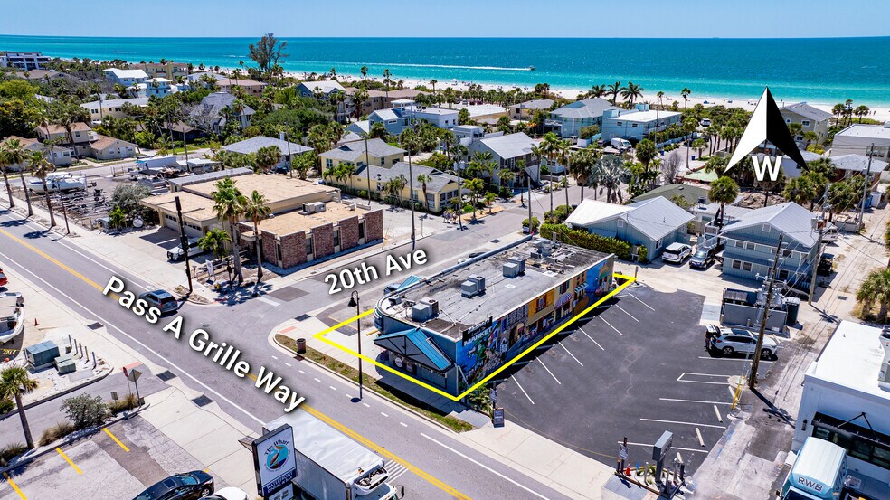 2000 Pass a Grille Way, Saint Pete Beach, FL à vendre - Photo de l’immeuble – Image 2 sur 16