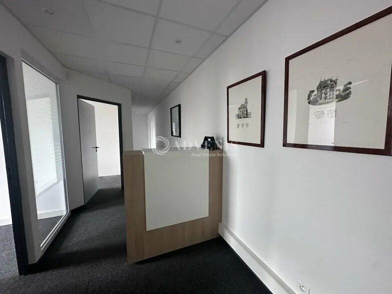 Bureau dans Marcq-en-Baroeul à louer - Photo intérieure – Image 3 sur 8