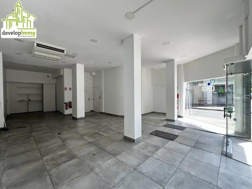161 Rue Saint-Jean, Caen à louer Photo de l’immeuble– Image 1 sur 12