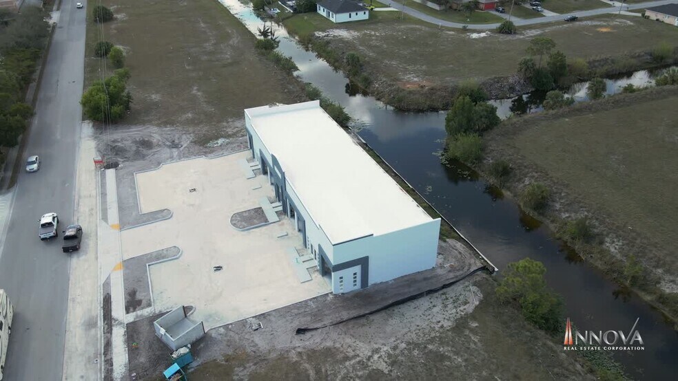 1913 NE 10th Ter, Cape Coral, FL à louer - Vidéo sur l’annonce professionnelle – Image 3 sur 27