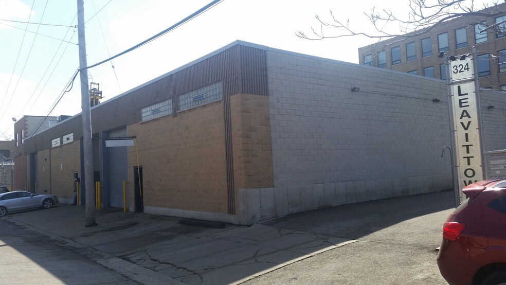322 N Leavitt St, Chicago, IL à vendre - Photo de l’immeuble – Image 2 sur 5