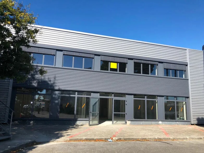 Local commercial dans Labège à louer - Photo de l’immeuble – Image 2 sur 3