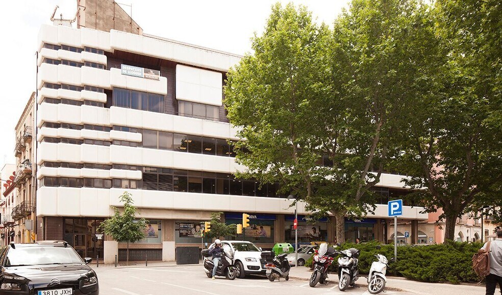 Plaça de la Palmera, 6, Figueres, Gerona à louer - Photo de l’immeuble – Image 1 sur 6